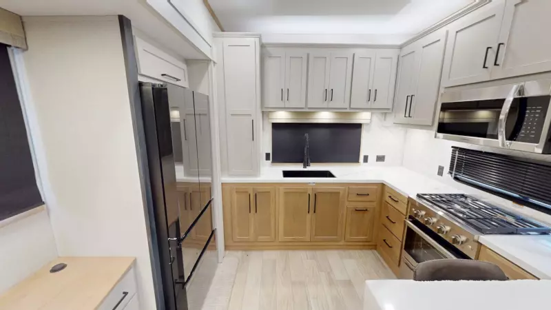 396RKLR Floorplan Main Room